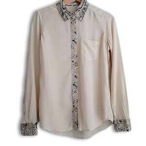 EQUIPMENT FEMME \ 100% Silk Button Down Blouse Cream Snake Skin Print Sz S